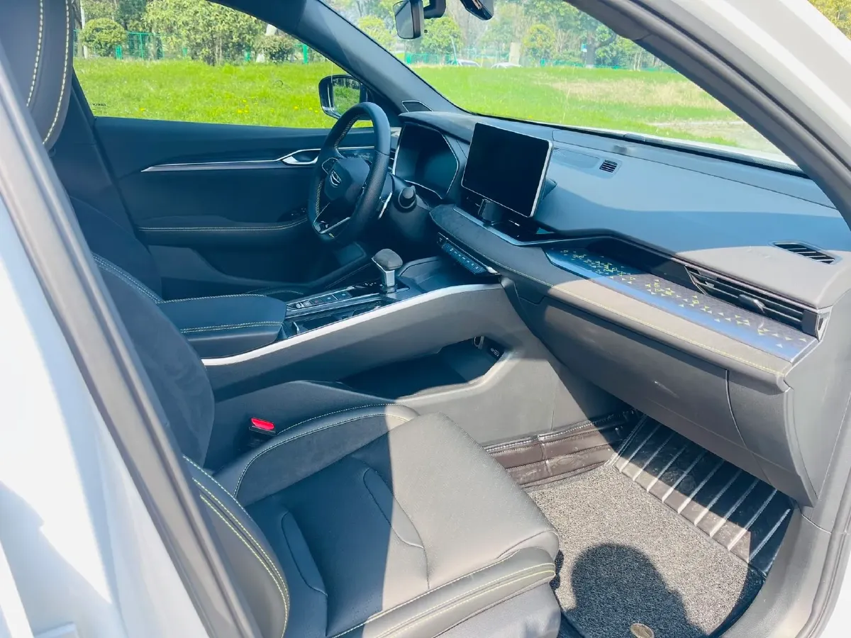 2021 Geely Preface 2.0T 190HP L4 7DCT,autocango,china used car exporter,china ev exporter,chinese used car exporter,chinese used ev exporter