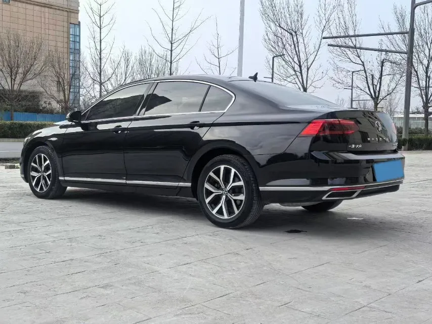 2020 Volkswagen Magotan 2.0T 186HP L4 7DCT,autocango,china used car exporter,china ev exporter,chinese used car exporter,chinese used ev exporter