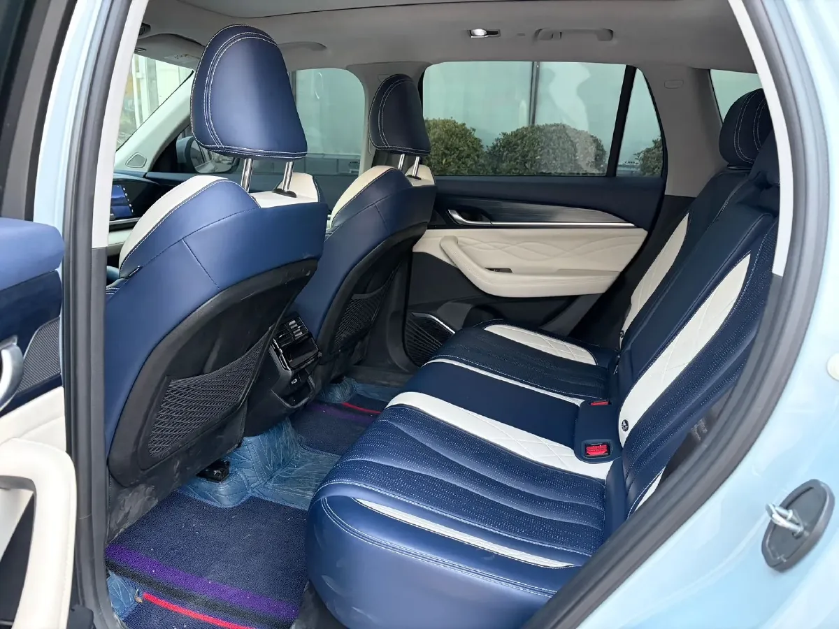 2022 Citroen C5 X 1.6T 175HP L4 8AT,autocango,china used car exporter,china ev exporter,chinese used car exporter,chinese used ev exporter