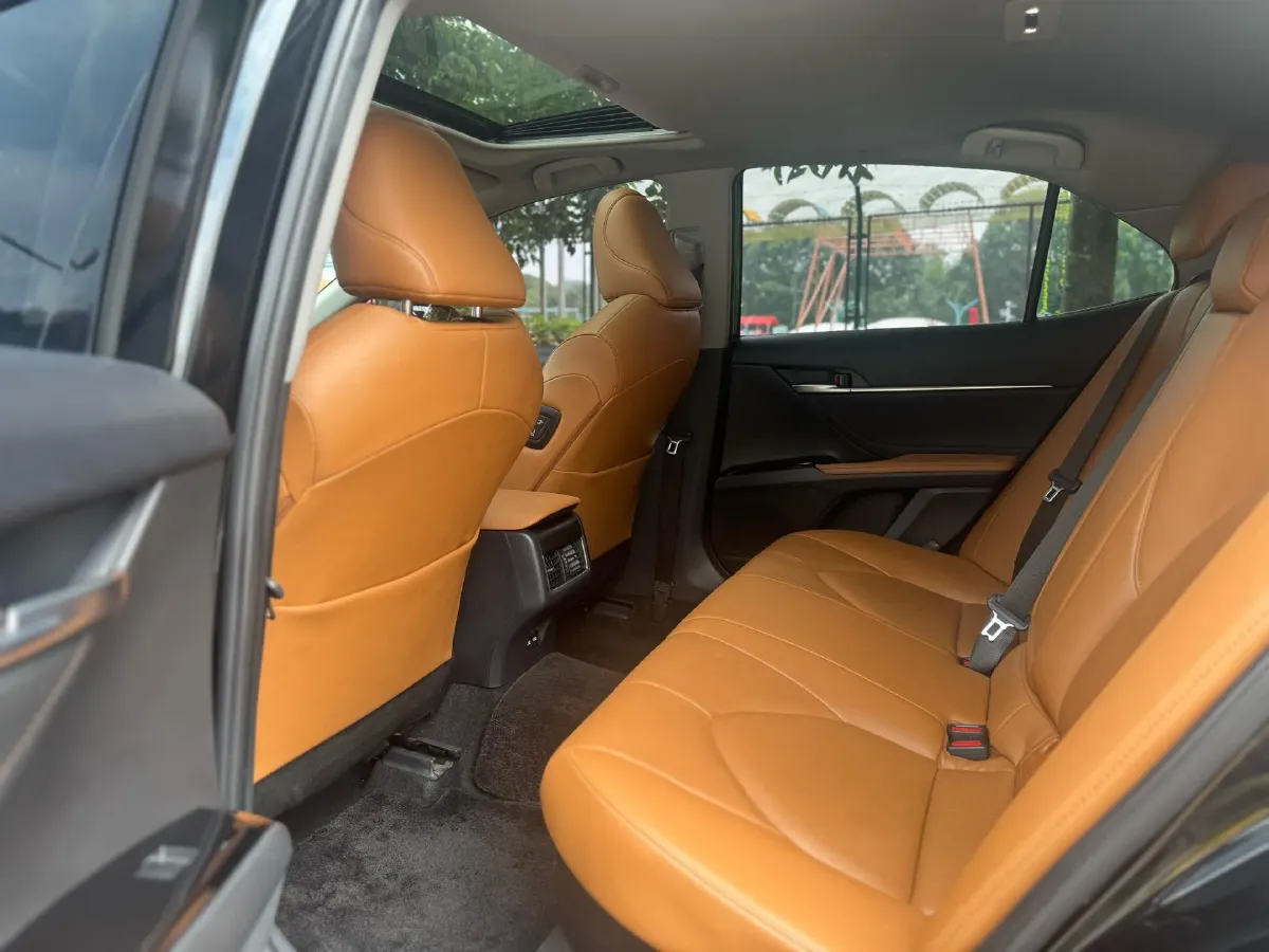 2021 Toyota Camry 2.5L 178HP L4 E-CVT Hybrid,autocango,china used car exporter,china ev exporter,chinese used car exporter,chinese used ev exporter