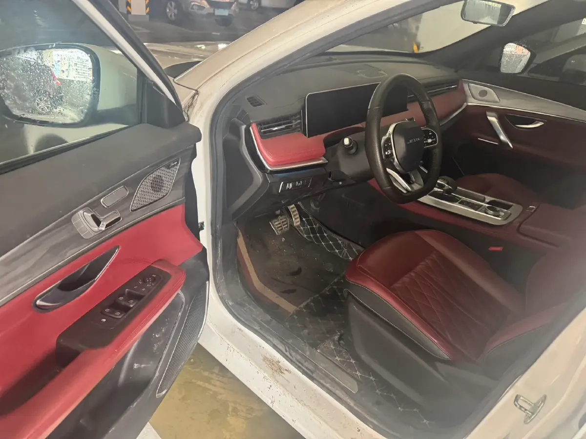 2023 Jetour X70 Plus 1.6T 197HP L4 7DCT,autocango,china used car exporter,china ev exporter,chinese used car exporter,chinese used ev exporter