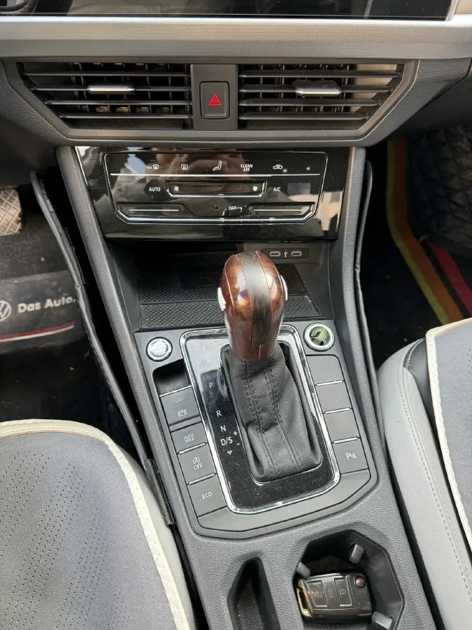 2023 Volkswagen Bora 1.4T 150HP L4 7DCT,autocango,china used car exporter,china ev exporter,chinese used car exporter,chinese used ev exporter