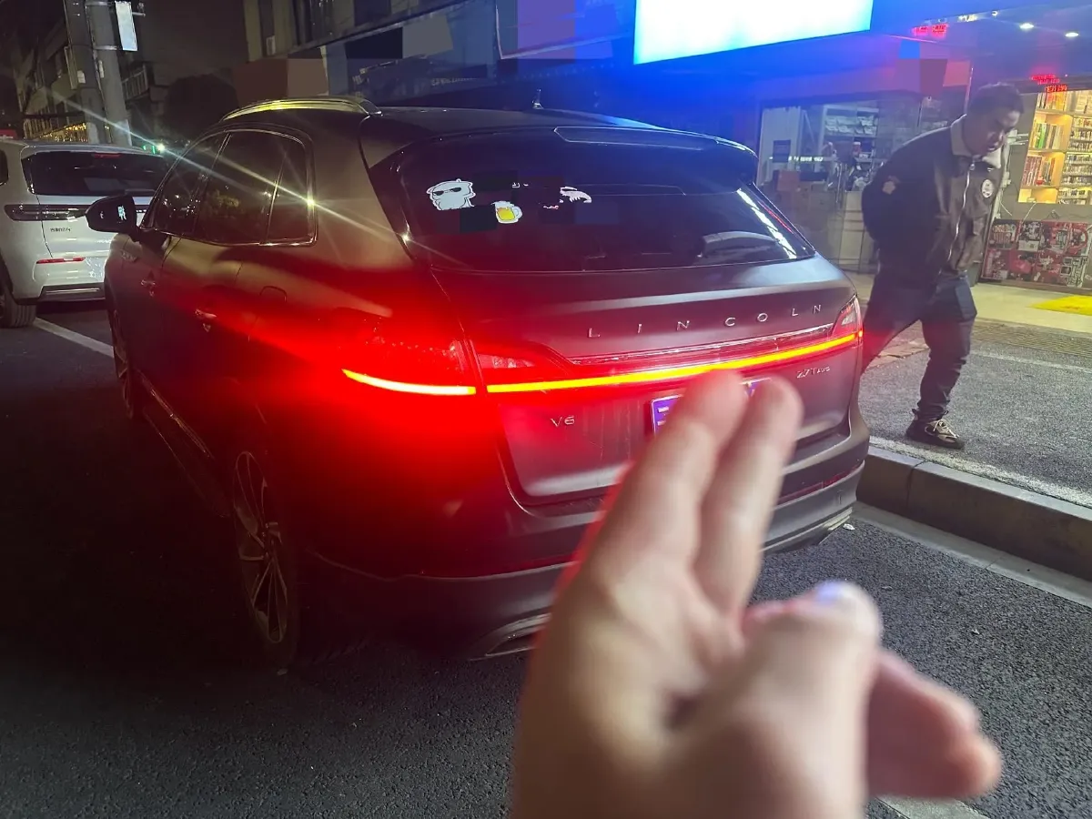 2019 Lincoln Nautilus 2.7T 329HP V6 8AT,autocango,china used car exporter,china ev exporter,chinese used car exporter,chinese used ev exporter