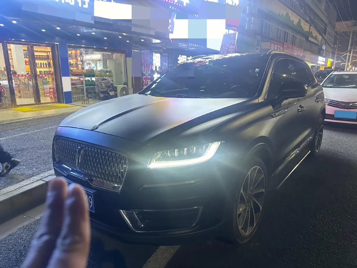 2019 Lincoln Nautilus 2.7T 329HP V6 8AT,autocango,china used car exporter,china ev exporter,chinese used car exporter,chinese used ev exporter