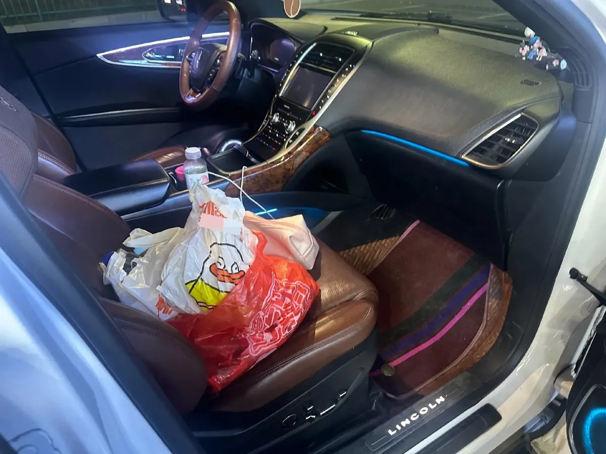 2019 Lincoln Nautilus 2.7T 329HP V6 8AT,autocango,china used car exporter,china ev exporter,chinese used car exporter,chinese used ev exporter