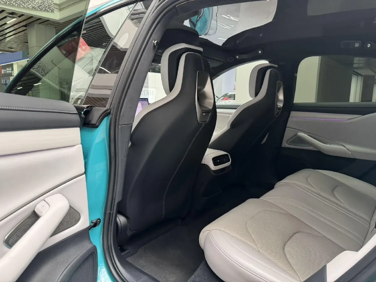 2024 MI SU7 BEV 101KWH,autocango,china used car exporter,china ev exporter,chinese used car exporter,chinese used ev exporter