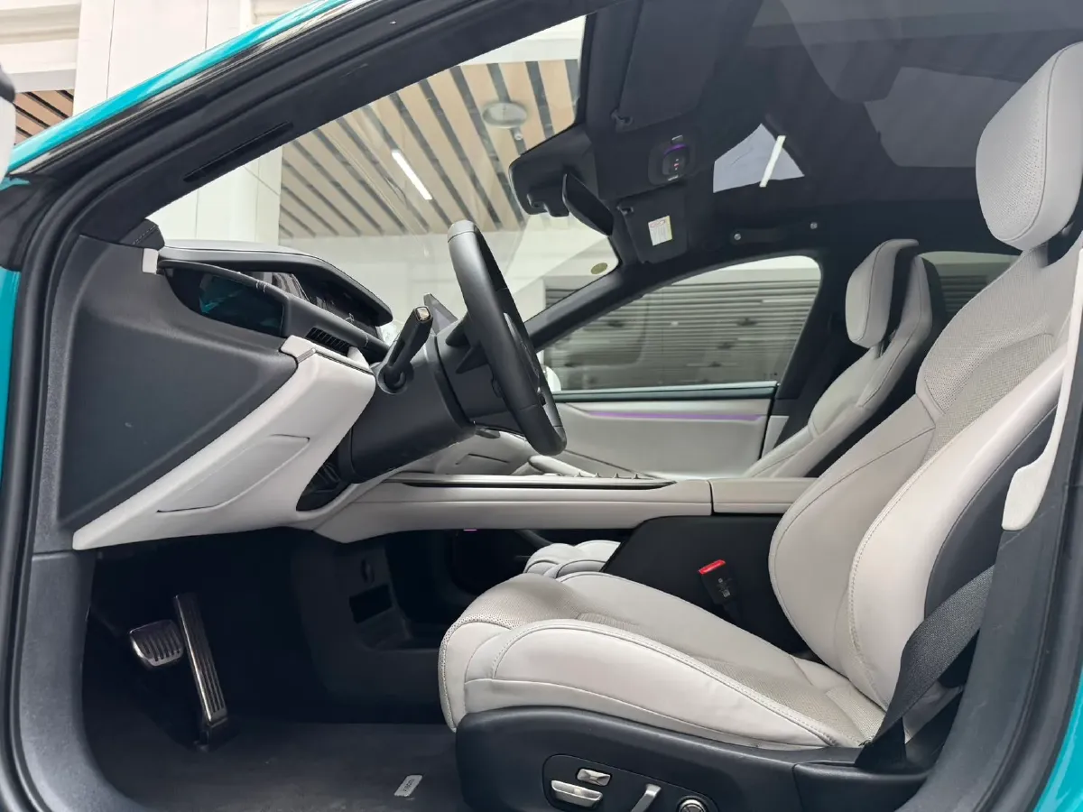 2024 MI SU7 BEV 101KWH,autocango,china used car exporter,china ev exporter,chinese used car exporter,chinese used ev exporter