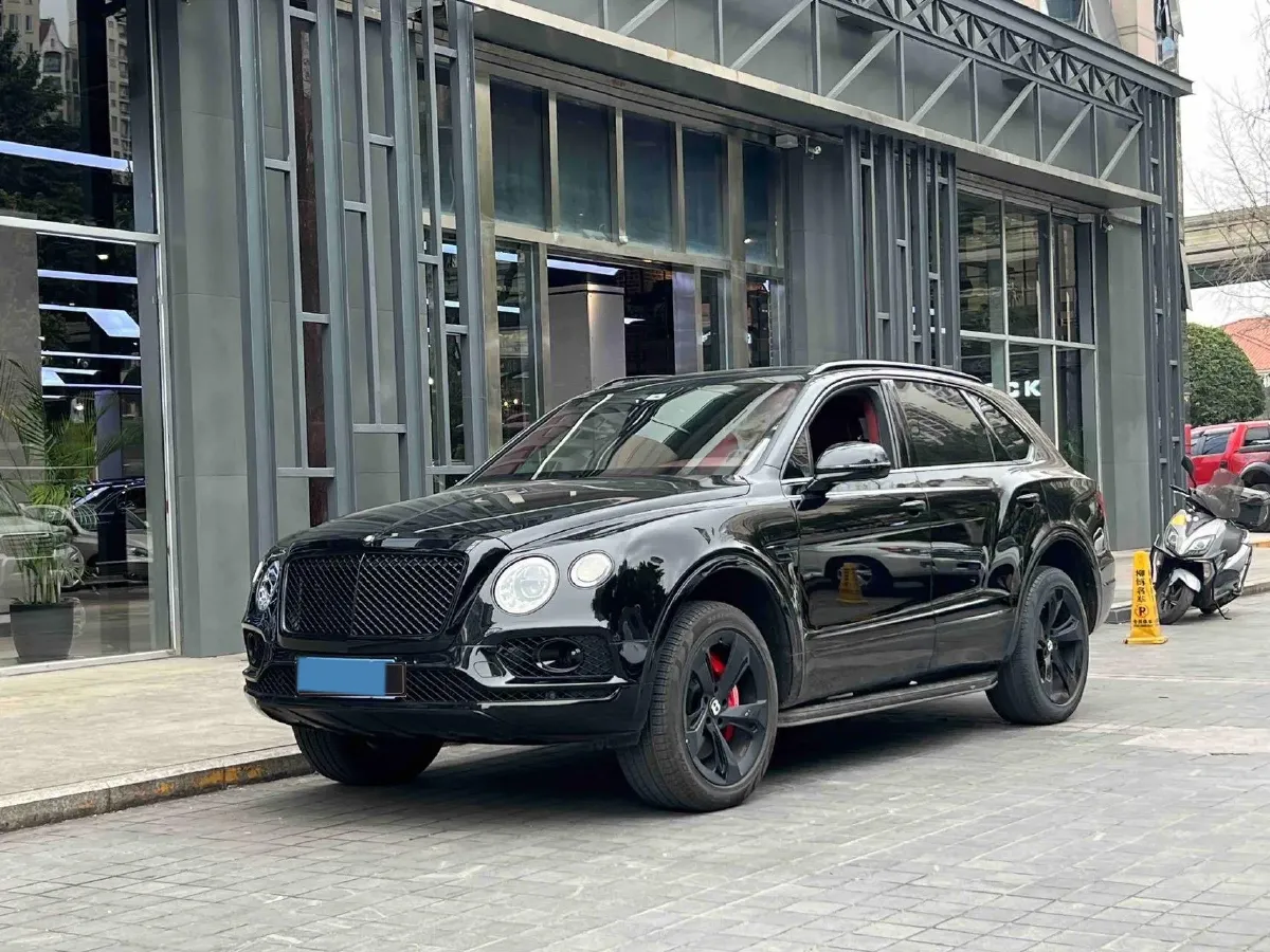 2018 Bentley Bentayga 4.0T 550HP V8 8AT,autocango,china used car exporter,china ev exporter,chinese used car exporter,chinese used ev exporter