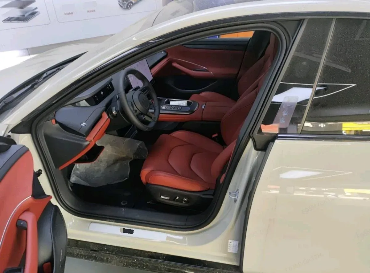 2024 MI SU7 BEV 94.3KWH,autocango,china used car exporter,china ev exporter,chinese used car exporter,chinese used ev exporter