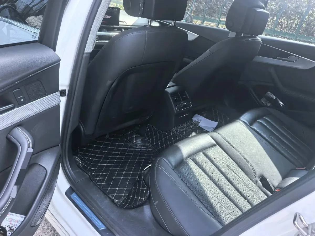 2020 Audi A4L 2.0T 190HP L4 7DCT,autocango,china used car exporter,china ev exporter,chinese used car exporter,chinese used ev exporter