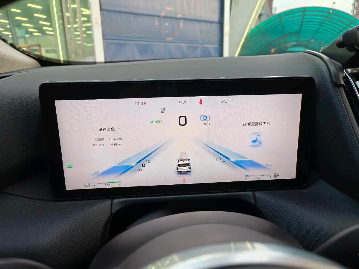 2024 HongQi HS3 1.5T 169HP L4 1DHT PHEV 18.4KWH,autocango,china used car exporter,china ev exporter,chinese used car exporter,chinese used ev exporter