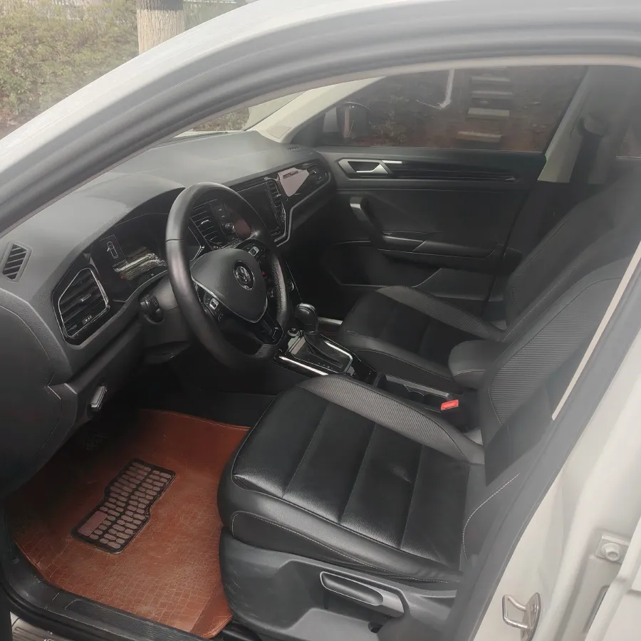 2019 Volkswagen T-Roc 1.4T 150HP L4 7DCT,autocango,china used car exporter,china ev exporter,chinese used car exporter,chinese used ev exporter