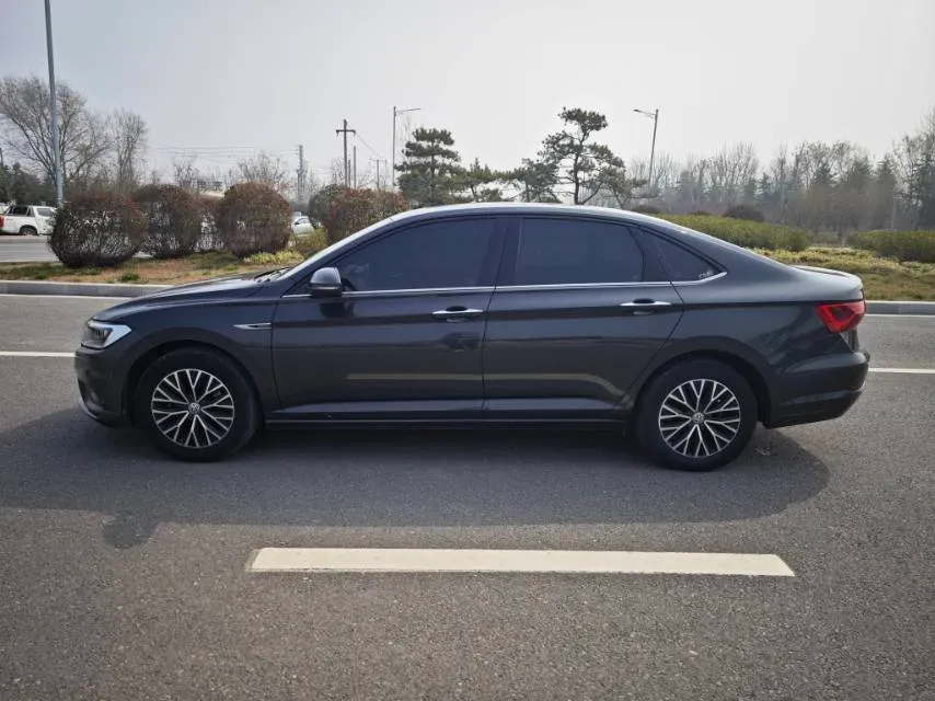 2020 Volkswagen Sagitar 1.2T 116HP L4 7DCT,autocango,china used car exporter,china ev exporter,chinese used car exporter,chinese used ev exporter