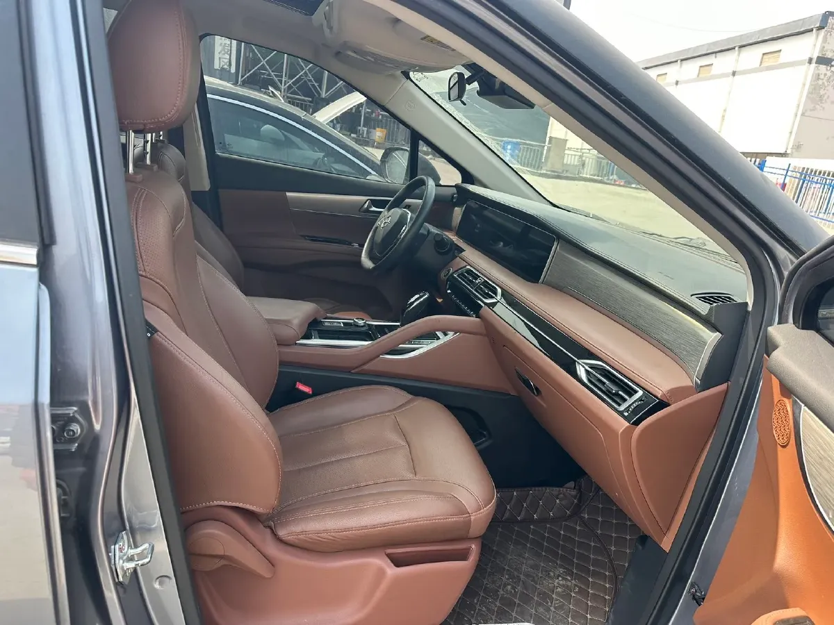 2020 HaiMa 7X 1.6T 195HP L4 6AT,autocango,china used car exporter,china ev exporter,chinese used car exporter,chinese used ev exporter