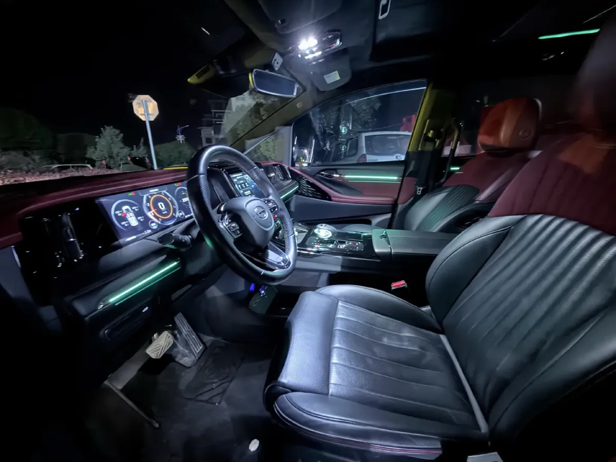 2023 GAC Trumpchi M8 2.0T 252HP L4 8AT,autocango,china used car exporter,china ev exporter,chinese used car exporter,chinese used ev exporter