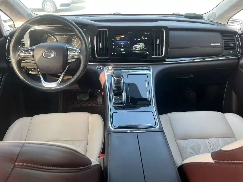 2021 GAC Trumpchi M8 2.0T 252HP L4 8AT,autocango,china used car exporter,china ev exporter,chinese used car exporter,chinese used ev exporter