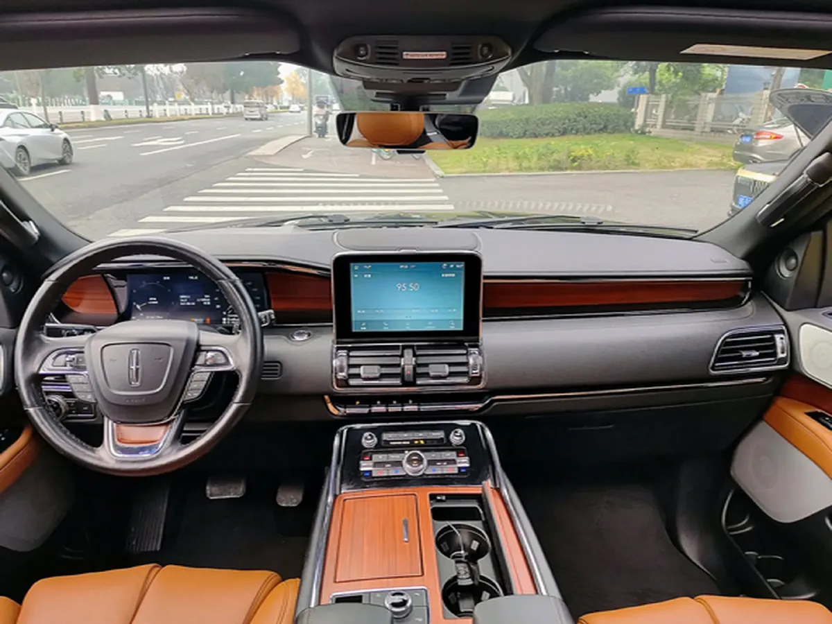 2020 Lincoln Navigator 3.5T 388HP V6 10AT,autocango,china used car exporter,china ev exporter,chinese used car exporter,chinese used ev exporter