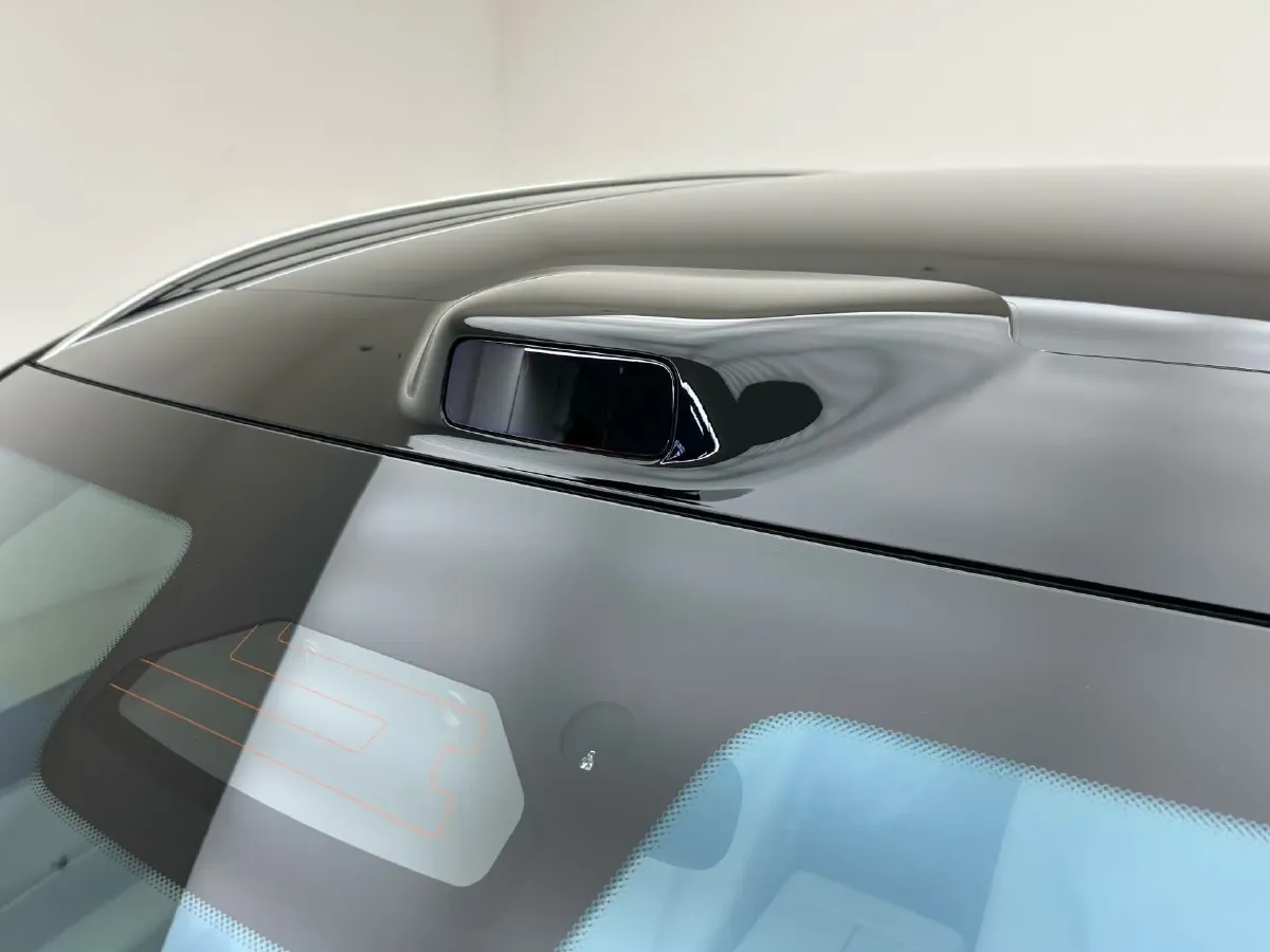 2025 AITO AITO M8 REEV 160HP REEV 53.4KWH,autocango,china used car exporter,china ev exporter,chinese used car exporter,chinese used ev exporter