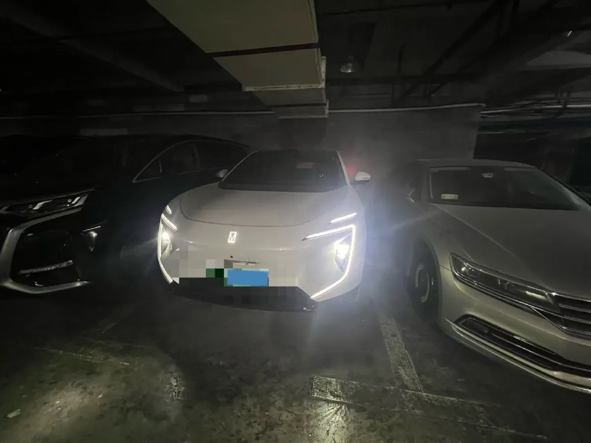 2026 Avatr 07 1.5T 156HP L4 REEV,autocango,china used car exporter,china ev exporter,chinese used car exporter,chinese used ev exporter