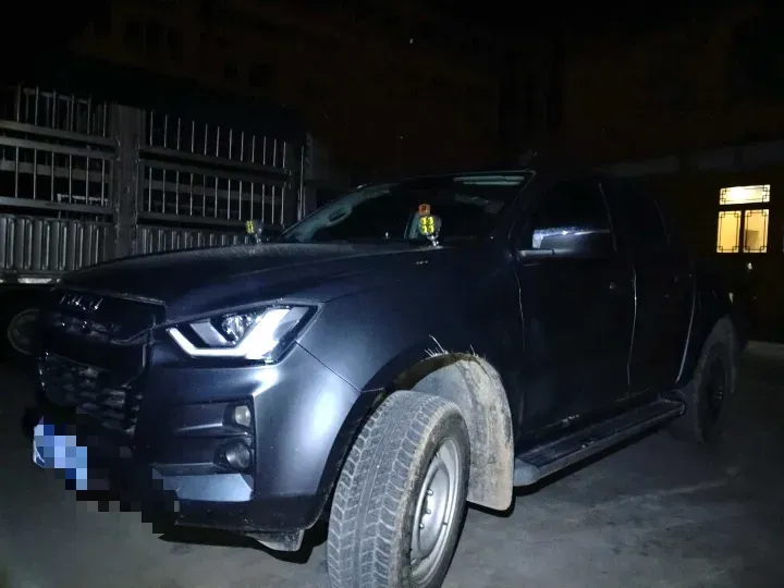 2021 Isuzu D-MAX 1.9T 163HP L4 6AT,autocango,china used car exporter,china ev exporter,chinese used car exporter,chinese used ev exporter