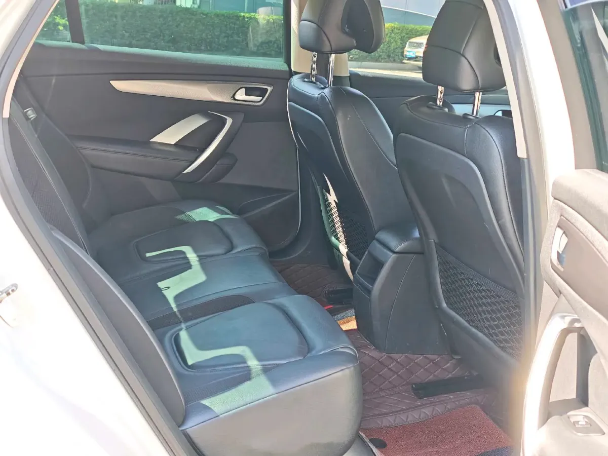 2018 DS 5LS 1.6T 167HP L4 6AT,autocango,china used car exporter,china ev exporter,chinese used car exporter,chinese used ev exporter