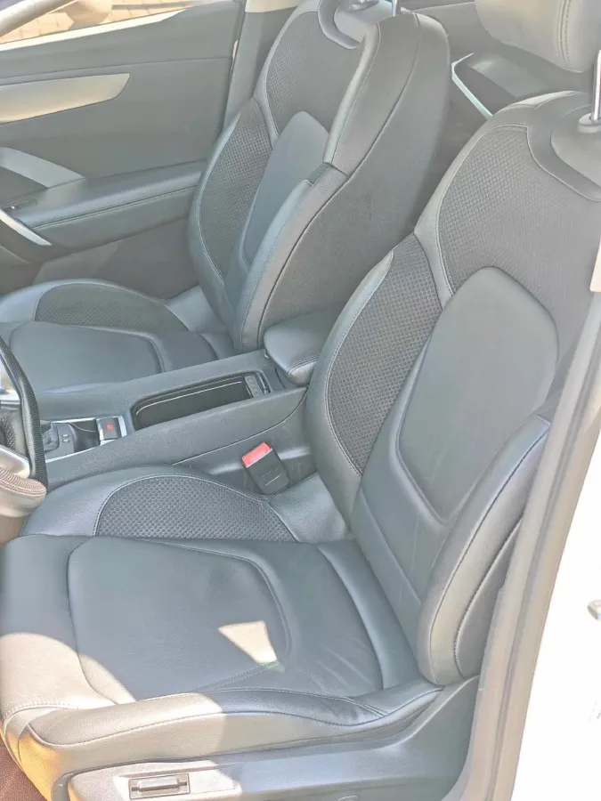 2018 DS 5LS 1.6T 167HP L4 6AT,autocango,china used car exporter,china ev exporter,chinese used car exporter,chinese used ev exporter