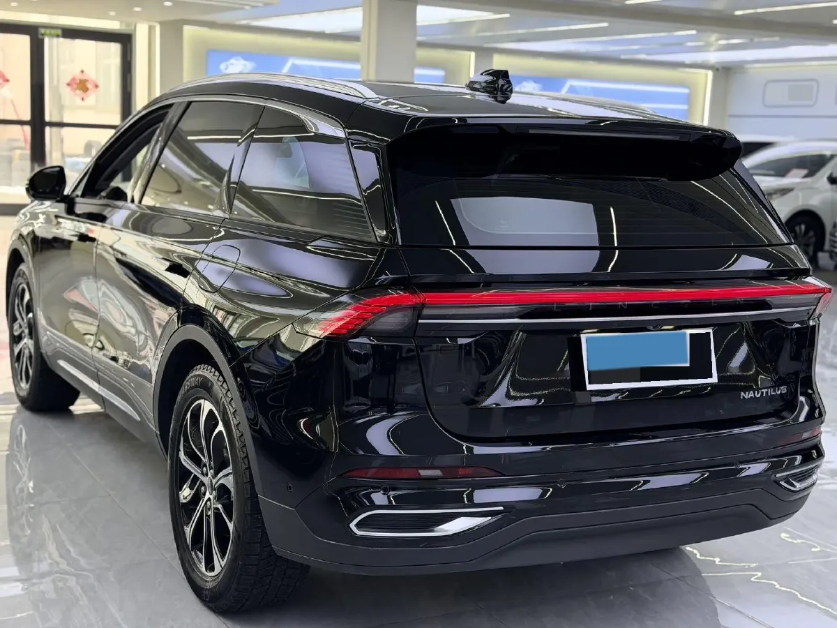 2023 Lincoln Nautilus 2.0T 261HP L4 8AT,autocango,china used car exporter,china ev exporter,chinese used car exporter,chinese used ev exporter