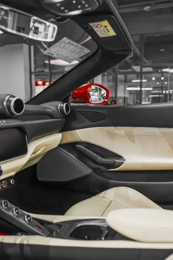 2021 Ferrari Portofino 3.9T 620HP V8 8DCT,autocango,china used car exporter,china ev exporter,chinese used car exporter,chinese used ev exporter