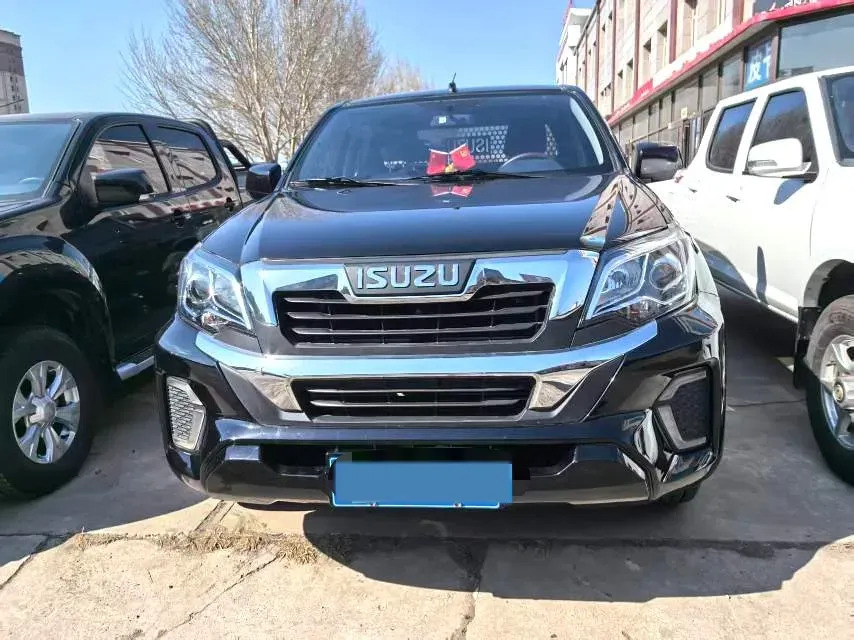 2023 Isuzu RE-MAX Jim 2.5T 143HP L4 6MT,autocango,china used car exporter,china ev exporter,chinese used car exporter,chinese used ev exporter