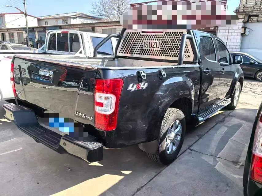 2023 Isuzu RE-MAX Jim 2.5T 143HP L4 6MT,autocango,china used car exporter,china ev exporter,chinese used car exporter,chinese used ev exporter