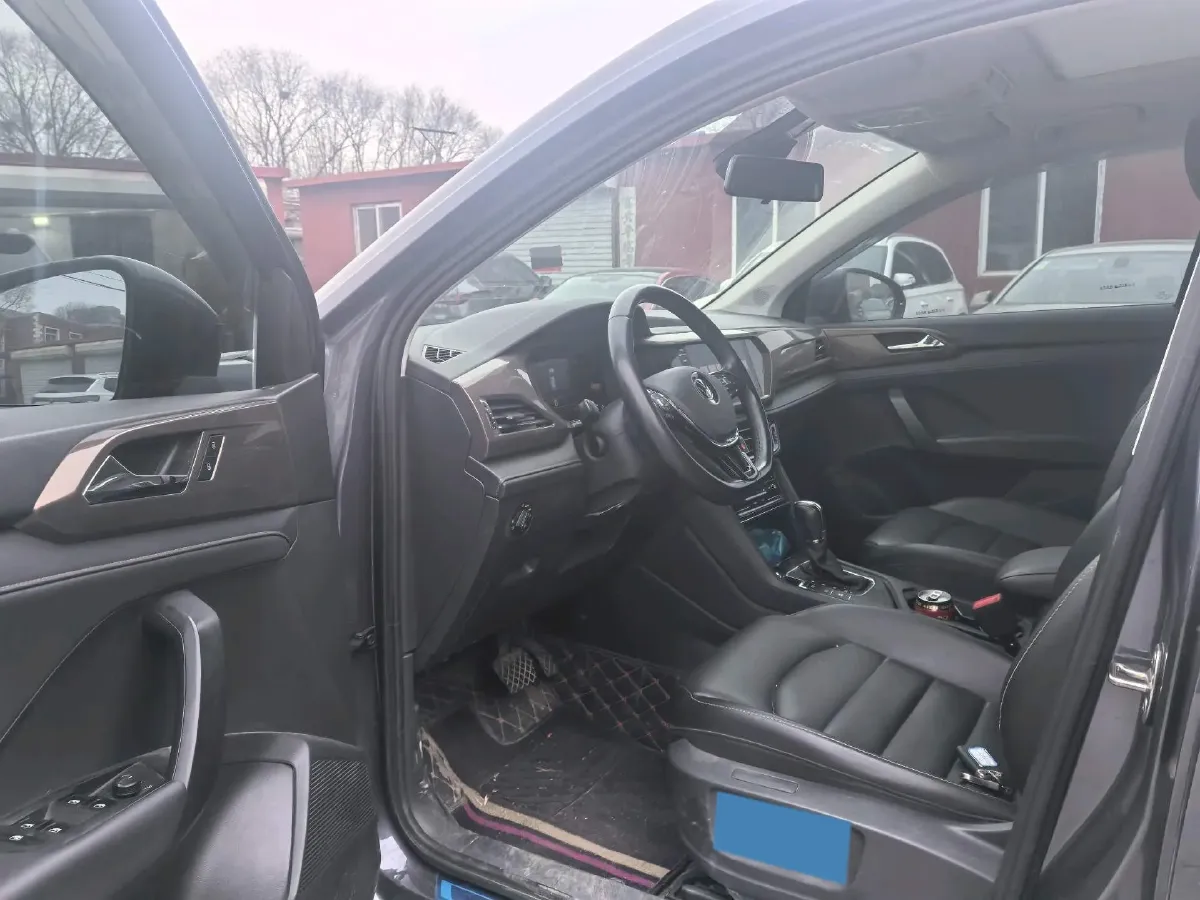 2022 Volkswagen Tharu 1.4T 150HP L4 7DCT,autocango,china used car exporter,china ev exporter,chinese used car exporter,chinese used ev exporter