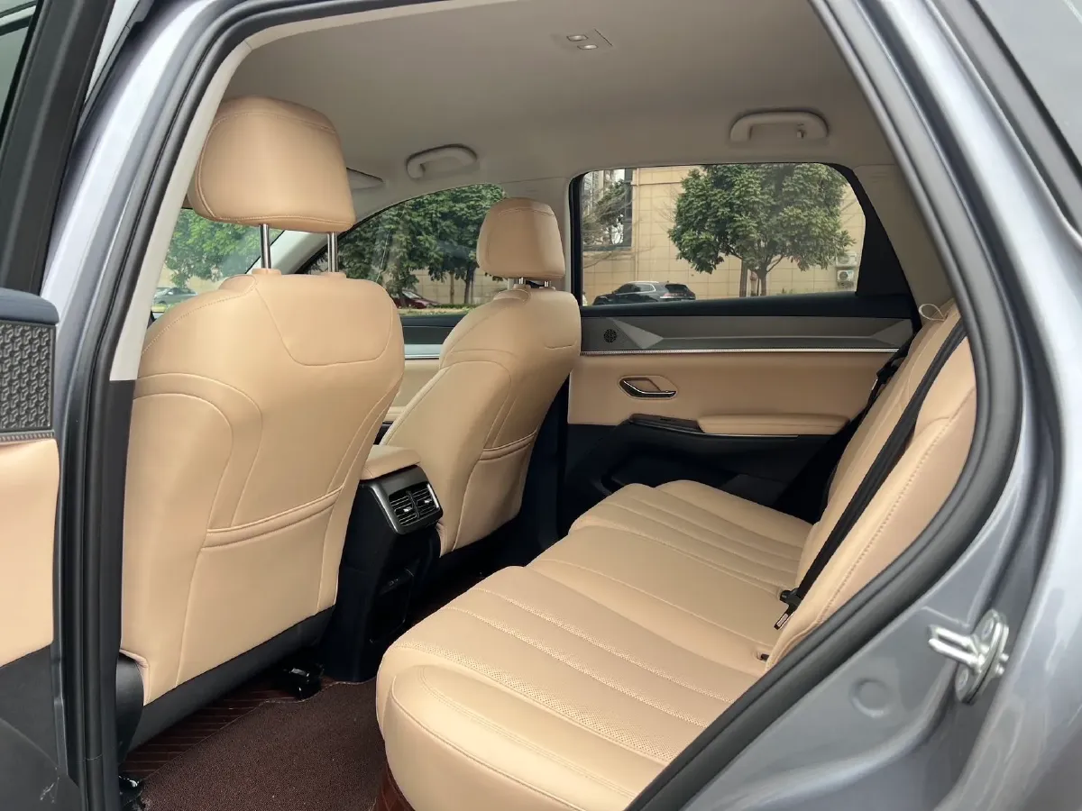 2025 BYD Song Pro 1.5L 101HP L4 E-CVT PHEV 12.9KWH,autocango,china used car exporter,china ev exporter,chinese used car exporter,chinese used ev exporter