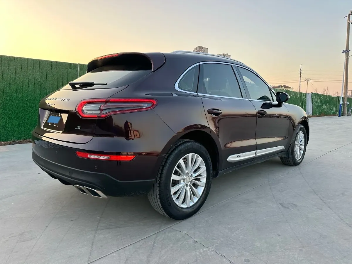 2017 Zotye SR9 2.0T 190HP L4 6DCT,autocango,china used car exporter,china ev exporter,chinese used car exporter,chinese used ev exporter