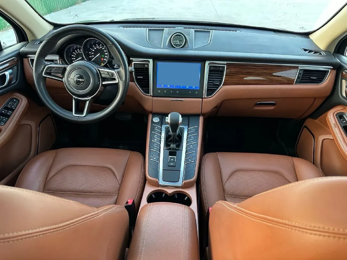 2017 Zotye SR9 2.0T 190HP L4 6DCT,autocango,china used car exporter,china ev exporter,chinese used car exporter,chinese used ev exporter