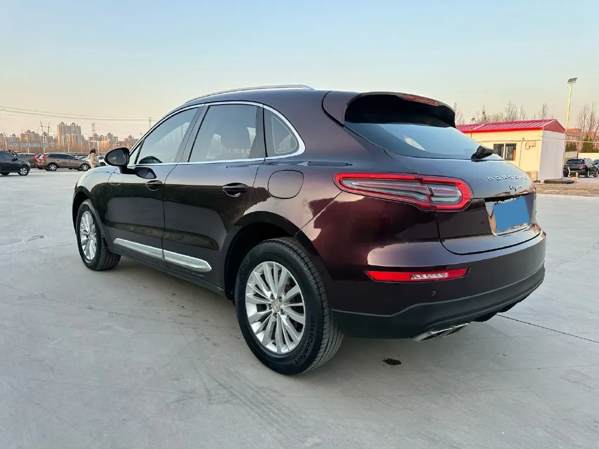 2017 Zotye SR9 2.0T 190HP L4 6DCT,autocango,china used car exporter,china ev exporter,chinese used car exporter,chinese used ev exporter
