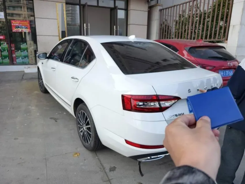 2018 Skoda Octavia 1.2T 116HP L4 7DCT,autocango,china used car exporter,china ev exporter,chinese used car exporter,chinese used ev exporter
