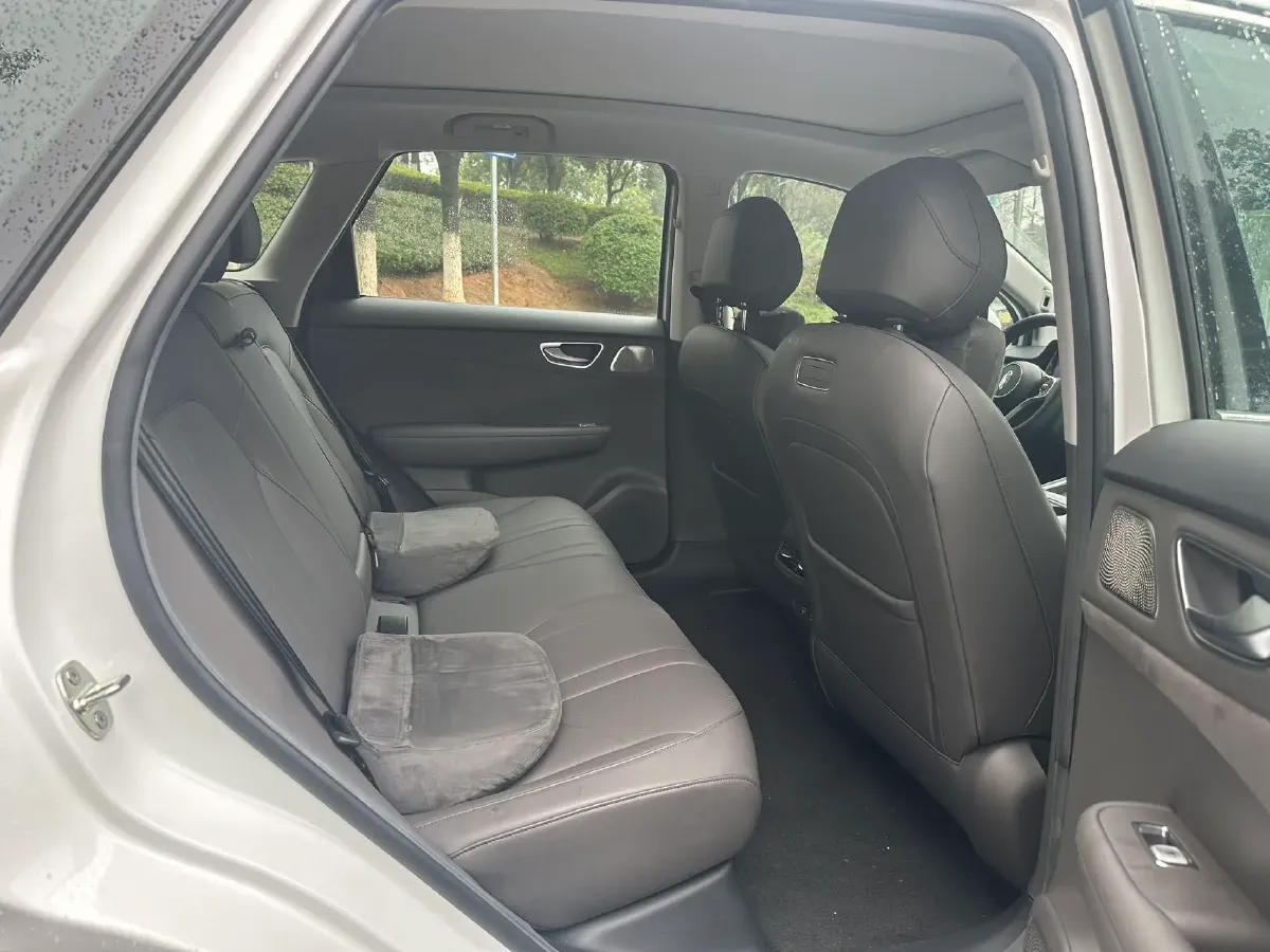 2025 HIMA Shangjie H5 REEV 98HP REEV,autocango,china used car exporter,china ev exporter,chinese used car exporter,chinese used ev exporter