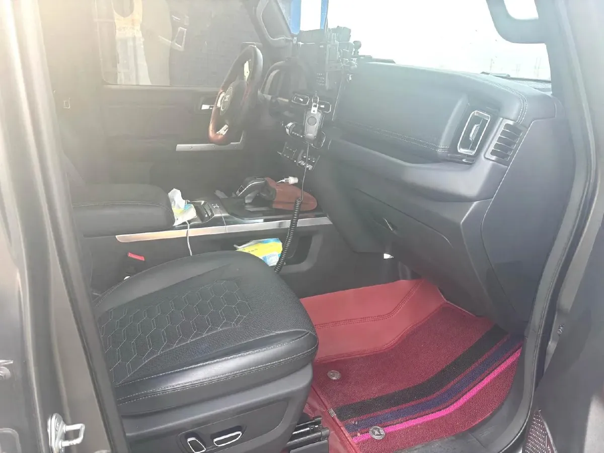 2024 212 212 T01 2.0T 252HP L4 8AT,autocango,china used car exporter,china ev exporter,chinese used car exporter,chinese used ev exporter