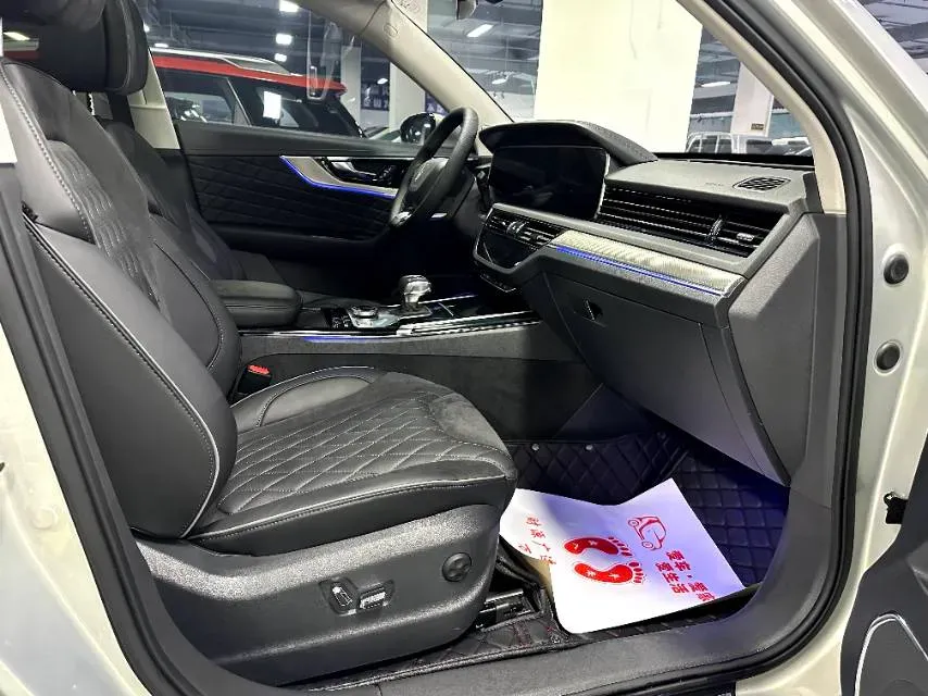2019 HongQi HS5 2.0T 224HP L4 6AT,autocango,china used car exporter,china ev exporter,chinese used car exporter,chinese used ev exporter