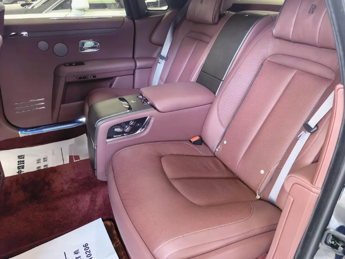 2021 Rolls-Royce Ghost 6.7T 571HP V12 8AT,autocango,china used car exporter,china ev exporter,chinese used car exporter,chinese used ev exporter