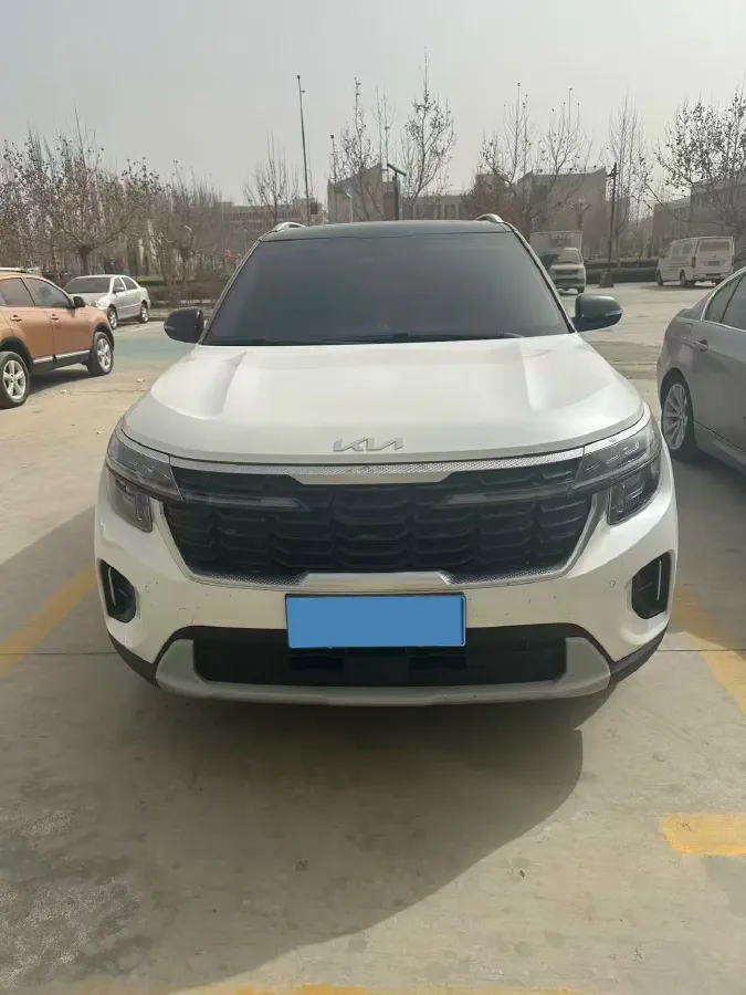 2023 Kia Seltos 1.5L 115HP L4 CVT,autocango,china used car exporter,china ev exporter,chinese used car exporter,chinese used ev exporter