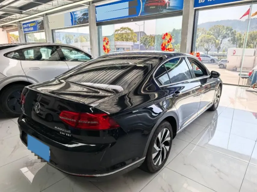 2018 Volkswagen Magotan 1.8T 180HP L4 7DCT,autocango,china used car exporter,china ev exporter,chinese used car exporter,chinese used ev exporter