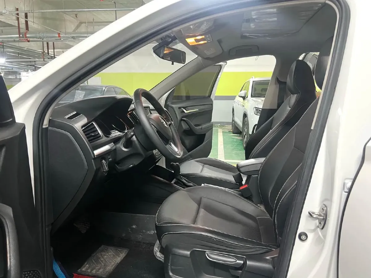 2022 Skoda Kamiq 1.5L 112HP L4 6AT,autocango,china used car exporter,china ev exporter,chinese used car exporter,chinese used ev exporter