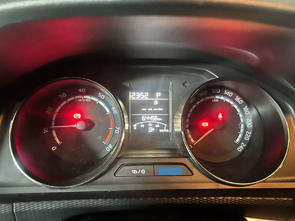 2022 Skoda Kamiq 1.5L 112HP L4 6AT,autocango,china used car exporter,china ev exporter,chinese used car exporter,chinese used ev exporter