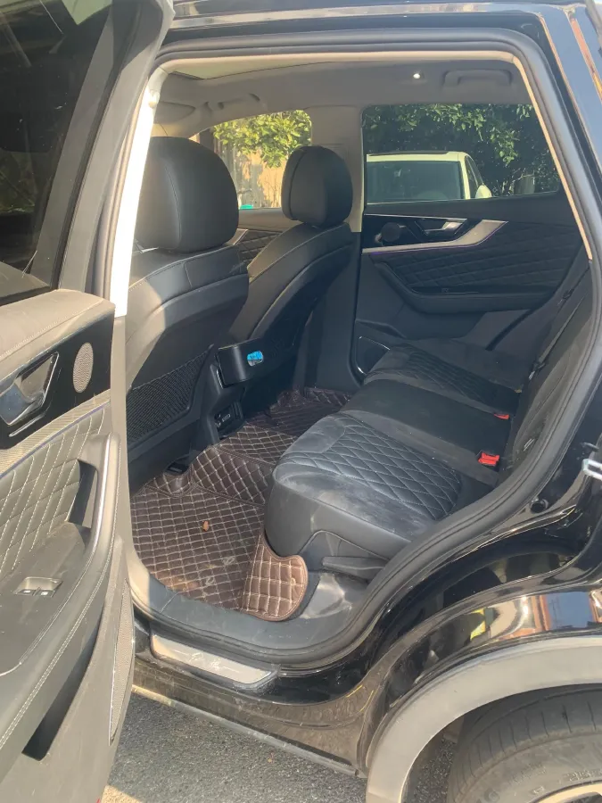 2019 HongQi HS5 2.0T 224HP L4 6AT,autocango,china used car exporter,china ev exporter,chinese used car exporter,chinese used ev exporter