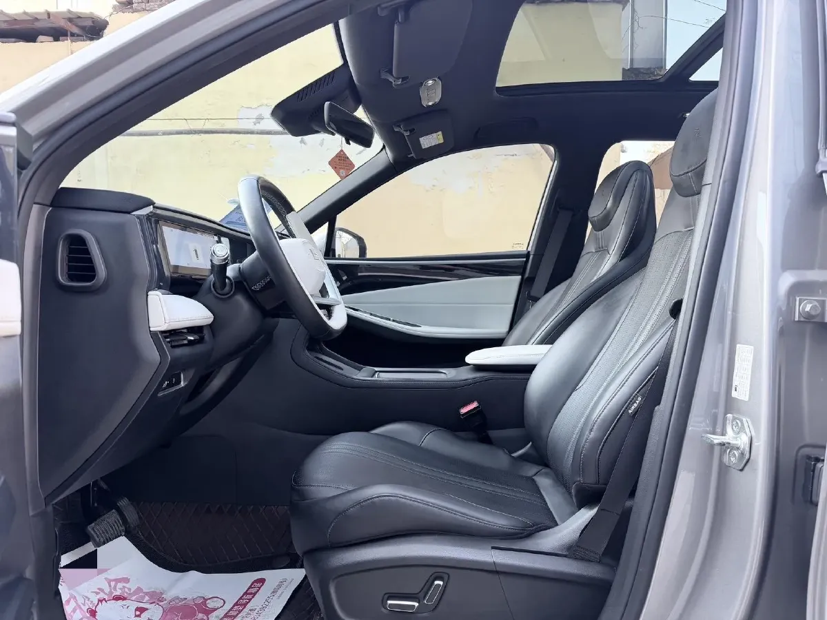 2023 Geely Galaxy L7 1.5T 163HP L4 3DHT PHEV 18.7KWH,autocango,china used car exporter,china ev exporter,chinese used car exporter,chinese used ev exporter