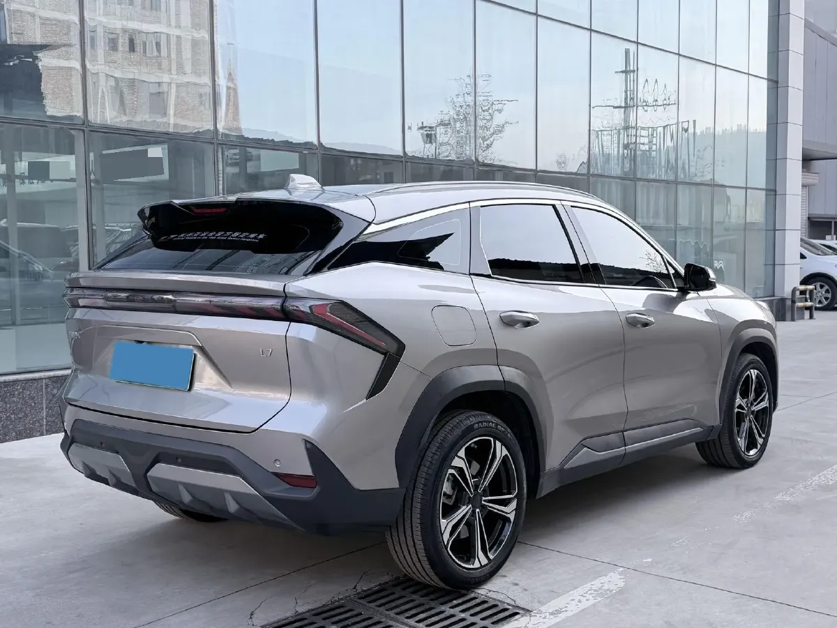 2023 Geely Galaxy L7 1.5T 163HP L4 3DHT PHEV 18.7KWH,autocango,china used car exporter,china ev exporter,chinese used car exporter,chinese used ev exporter