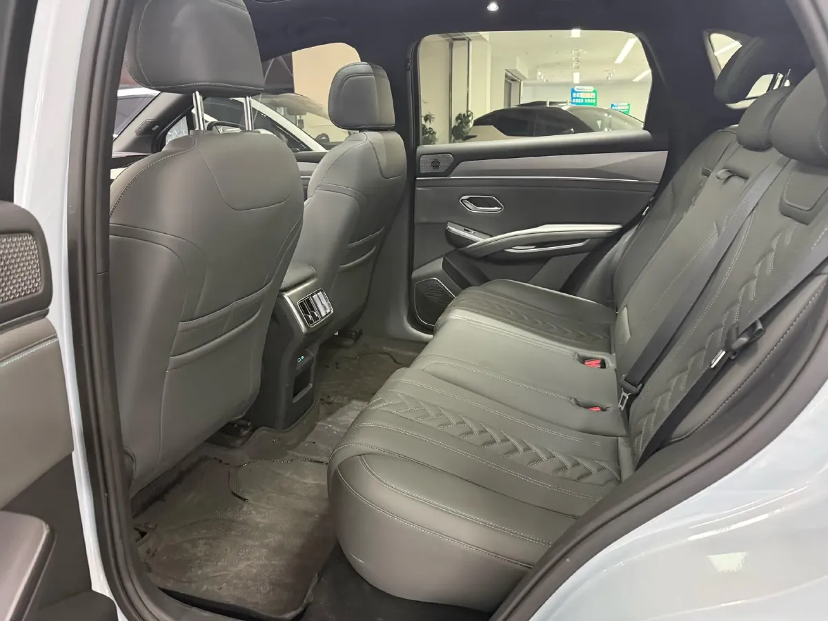 2025 BYD SongL DM-i 1.5L 101HP L4 E-CVT PHEV 26.6KWH,autocango,china used car exporter,china ev exporter,chinese used car exporter,chinese used ev exporter