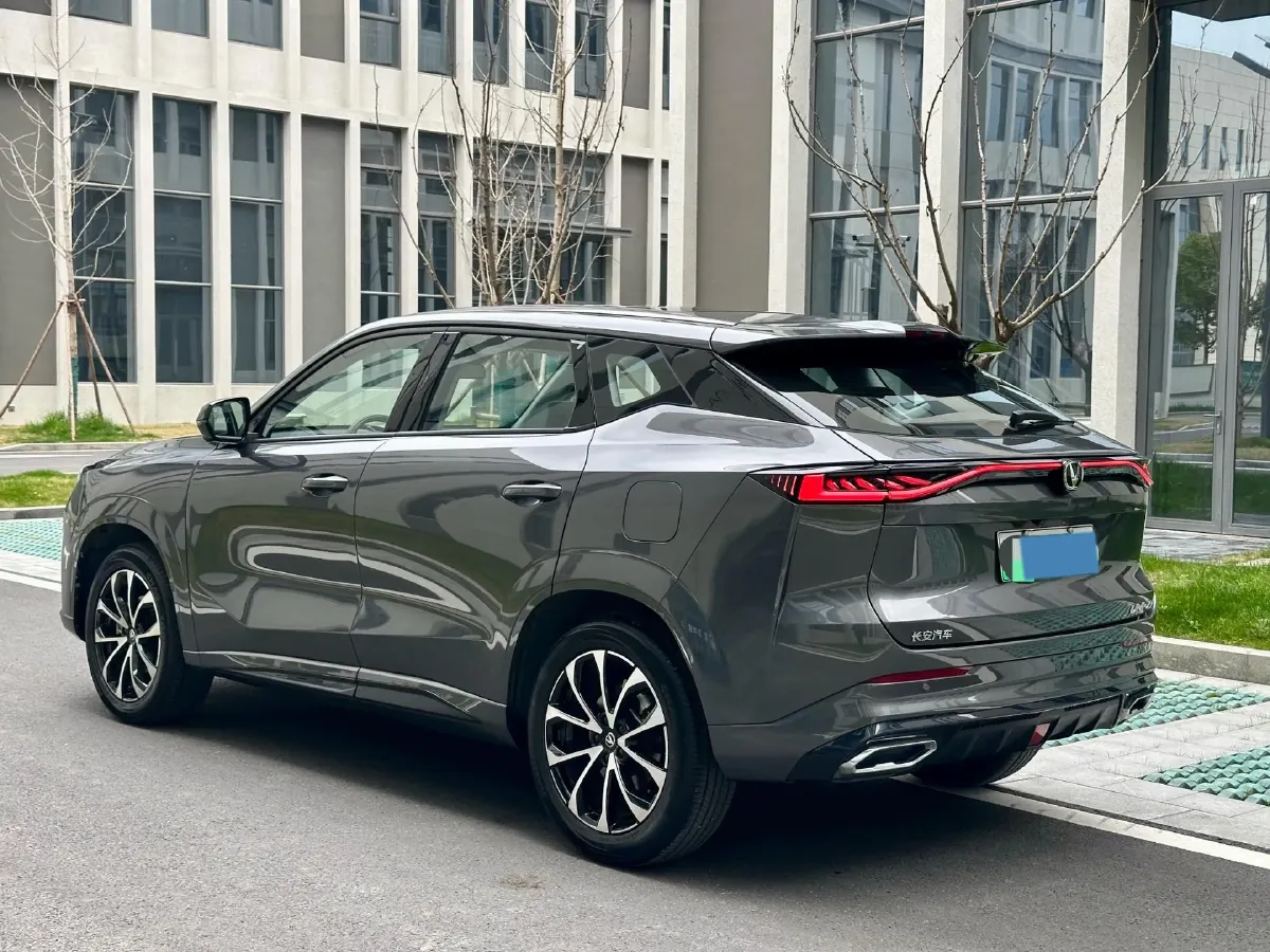 2025 ChangAn UNI-Z 1.5L 98HP L4 E-CVT PHEV 18.4KWH,autocango,china used car exporter,china ev exporter,chinese used car exporter,chinese used ev exporter