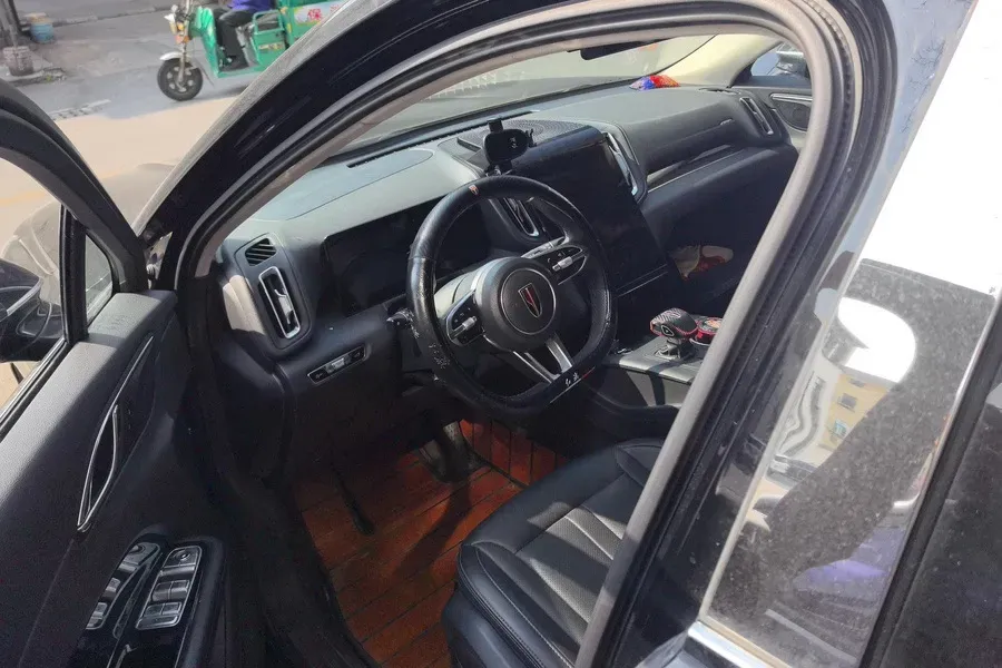 2023 HongQi HS3 1.5T 169HP L4 1DHT Hybrid 1.83KWH,autocango,china used car exporter,china ev exporter,chinese used car exporter,chinese used ev exporter